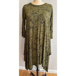 Comfy USA Asymmetrical Black‎ Green Tunic Top size XS GUC Lagenlook
